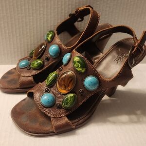 Mossimo Brown Leather Sandals with Colorful Turquoise Accents Size 5.5